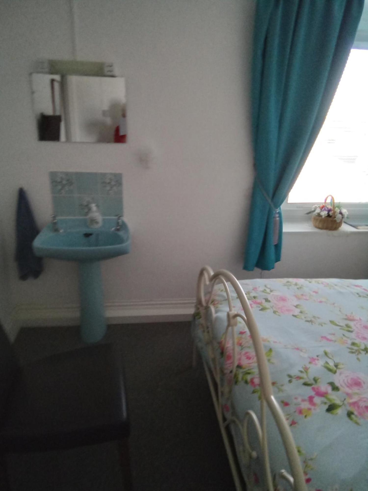 Applebys Guest House Holyhead Rum bild